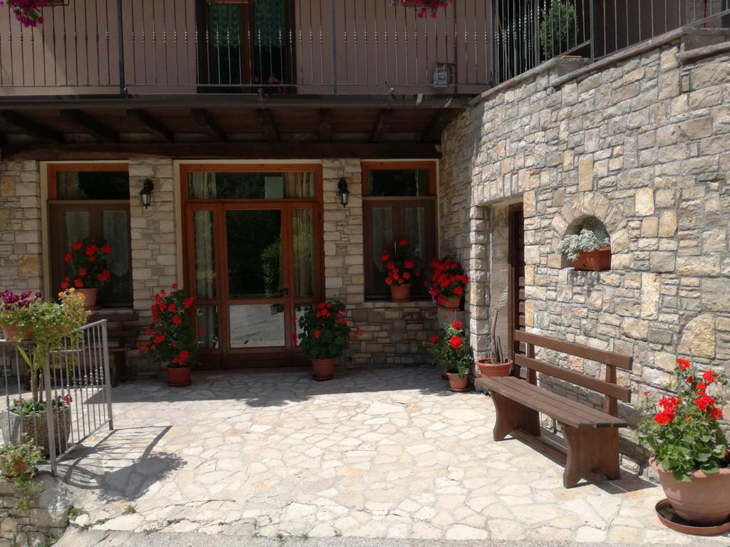 Penzion Agriturismo Cornei Da Nadia Collio Exteriér fotografie
